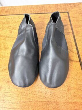 Weissman Women’s Size 7.5 Black Leather Slip-On Theater Jazz Dance Shoes Stage